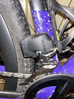 Přesmykač SRAM Rival AXS včetně baterie