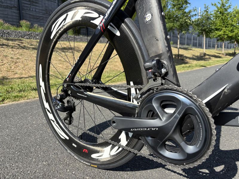 Triatlonový špeciál Wilier Twin Blade na Ultegra Di2, ZIPP 808
