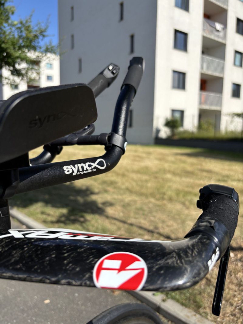 Triatlonový špeciál Wilier Twin Blade na Ultegra Di2, ZIPP 808