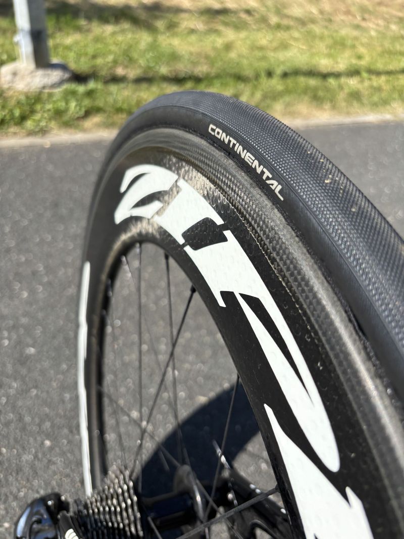 Triatlonový špeciál Wilier Twin Blade na Ultegra Di2, ZIPP 808