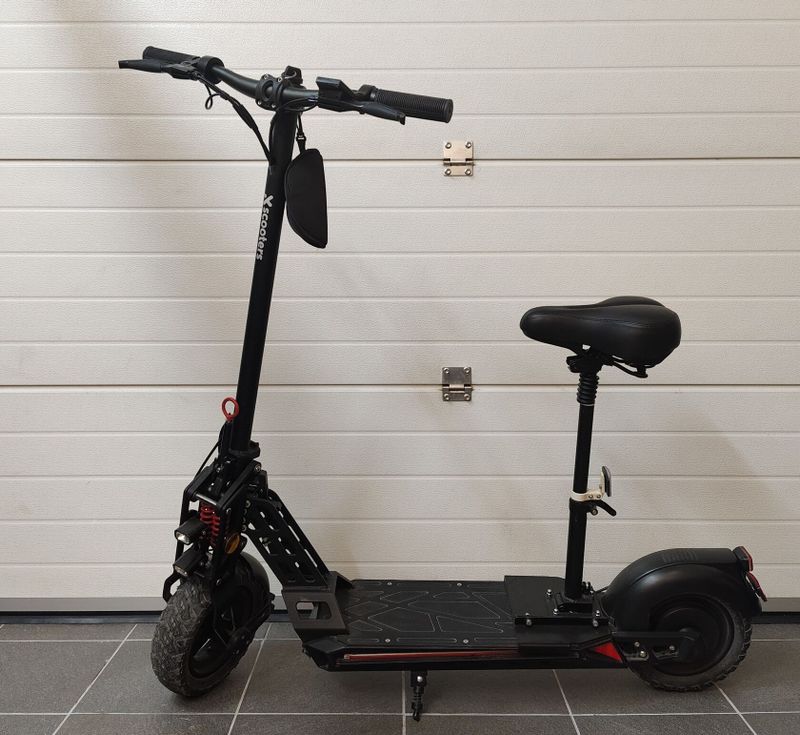 CESTOVNÍ X-Scooters XS04 48V