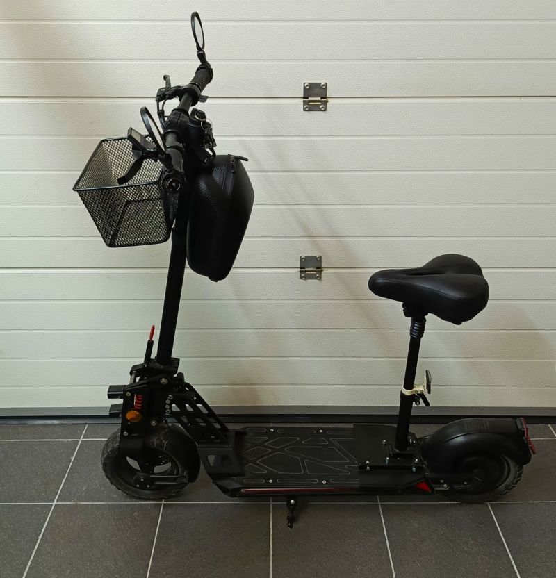 CESTOVNÍ X-Scooters XS04 48V