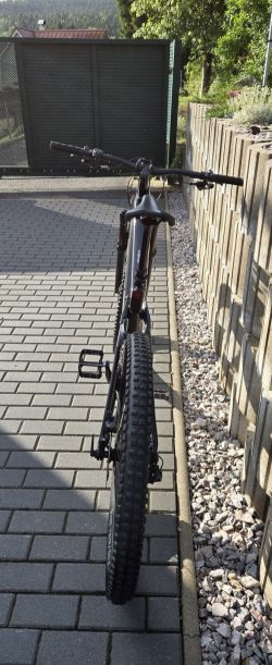 prodám Trek Rail 9.7 NX 625Wh Lithium Grey/Trek Black XL/188-195cm
