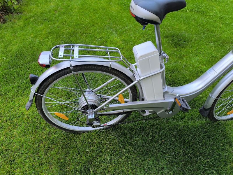 Městské elektrokolo CityBike 26" 250w 36V 12Ah