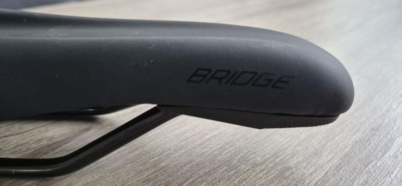 Sedlo Specialized Bridge Sport - 143mm