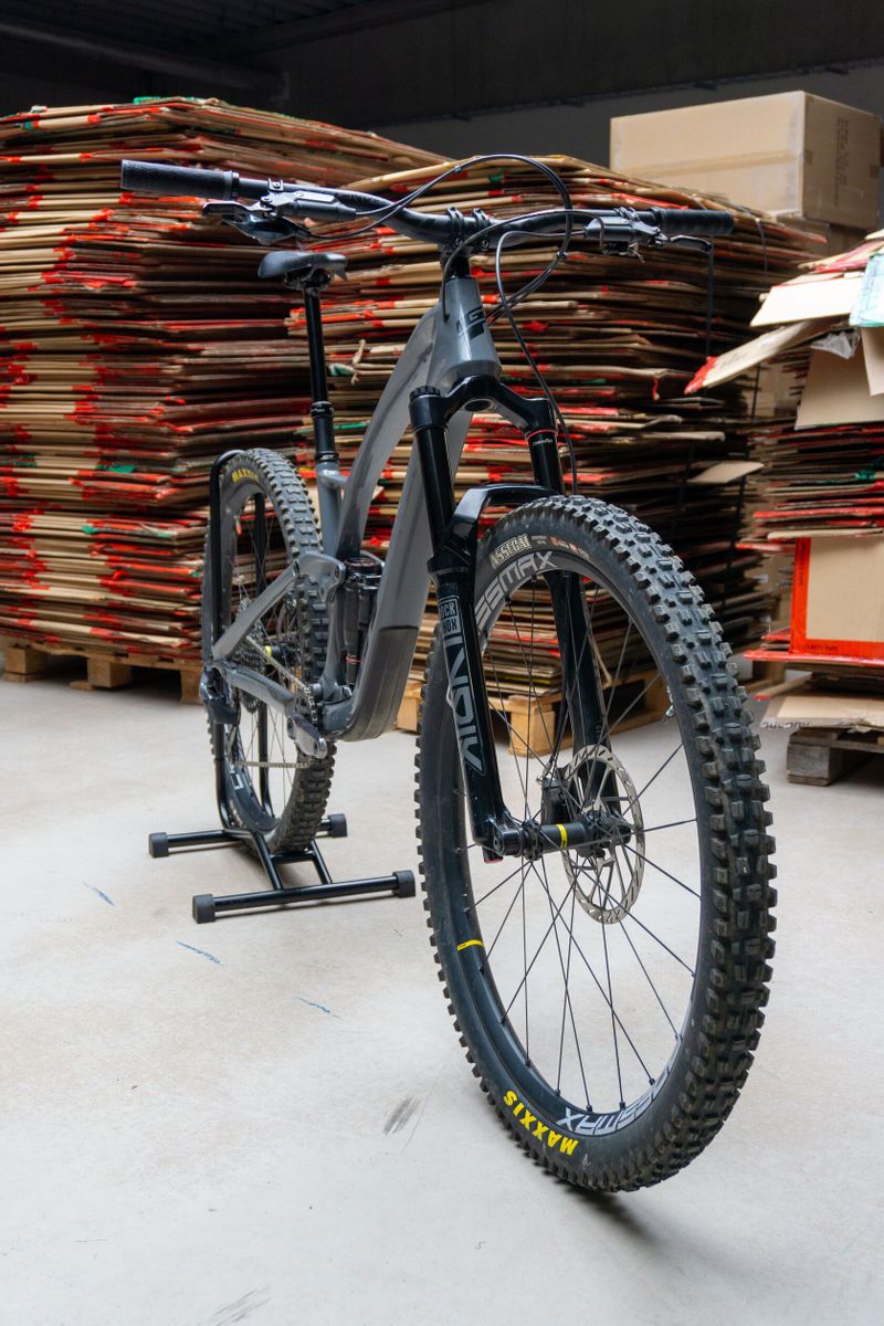 GT Sensor Carbon Custom