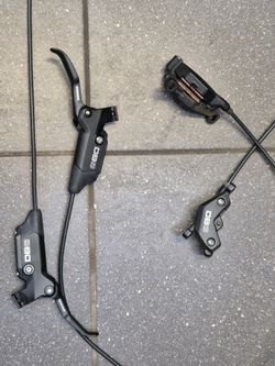 Sram DB8 skoro nové