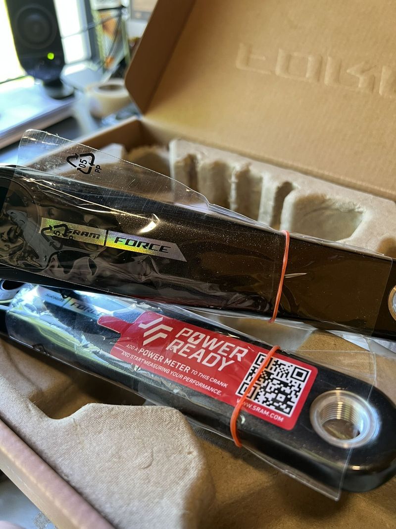 Kliky SRAM Force D2 DUB Glossy 175 mm bez převodníku