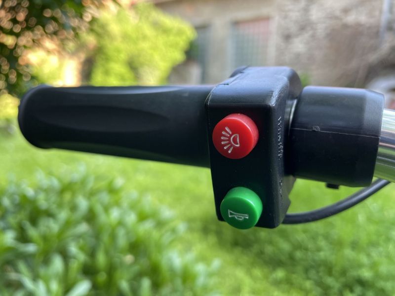 Dillenger Cheetah 250W elektrické kolo, baterie 12Ah 288Wh
