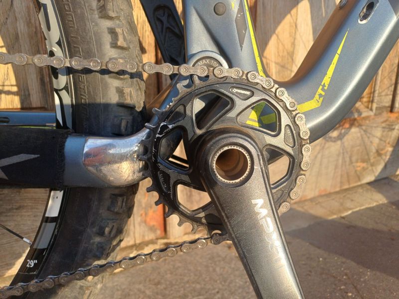 MRX 29 FULL Carbon
