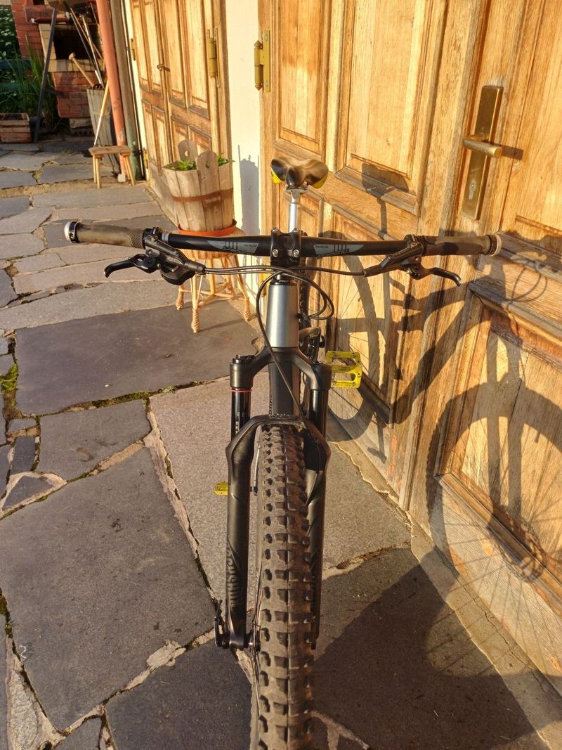 MRX 29 FULL Carbon