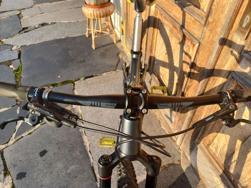 MRX 29 FULL Carbon