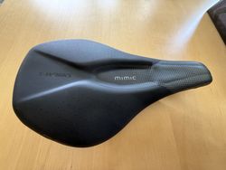 Špičkové dámské sedlo S-Works Power MIMIC WM1 _ 143mm