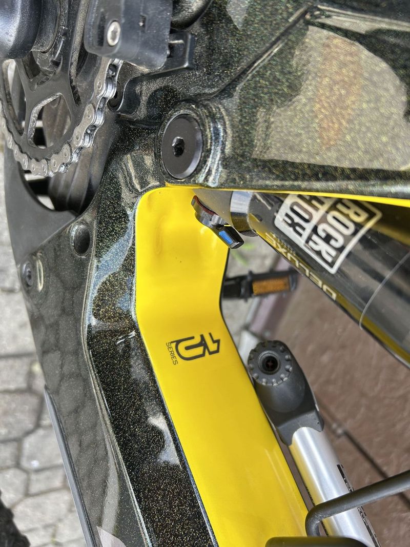 Prodám celoodpružené kolo Crussis e-Full 12.9 servisované v záruce najeto 754 km