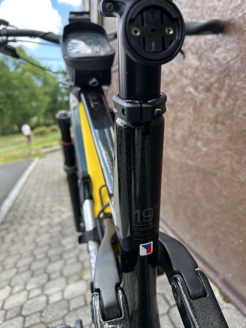 Prodám celoodpružené kolo Crussis e-Full 12.9 servisované v záruce najeto 754 km