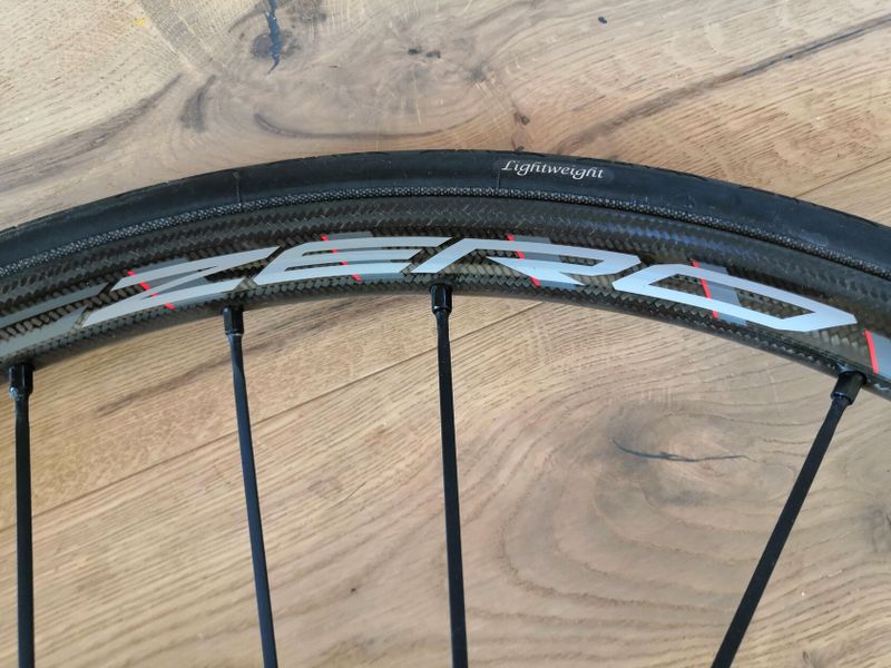 CIPOLLINY RB 800 Dura Ace, kola FULCRUM Racing Zero Carbon