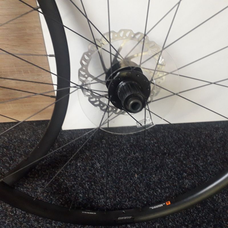 GIANT PX2 NOVÉ