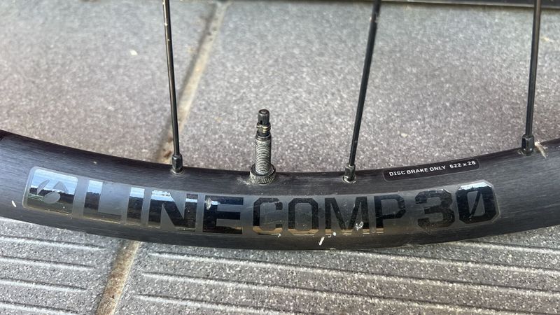 Kola Bontrager Line Comp ALU TLR BOOST