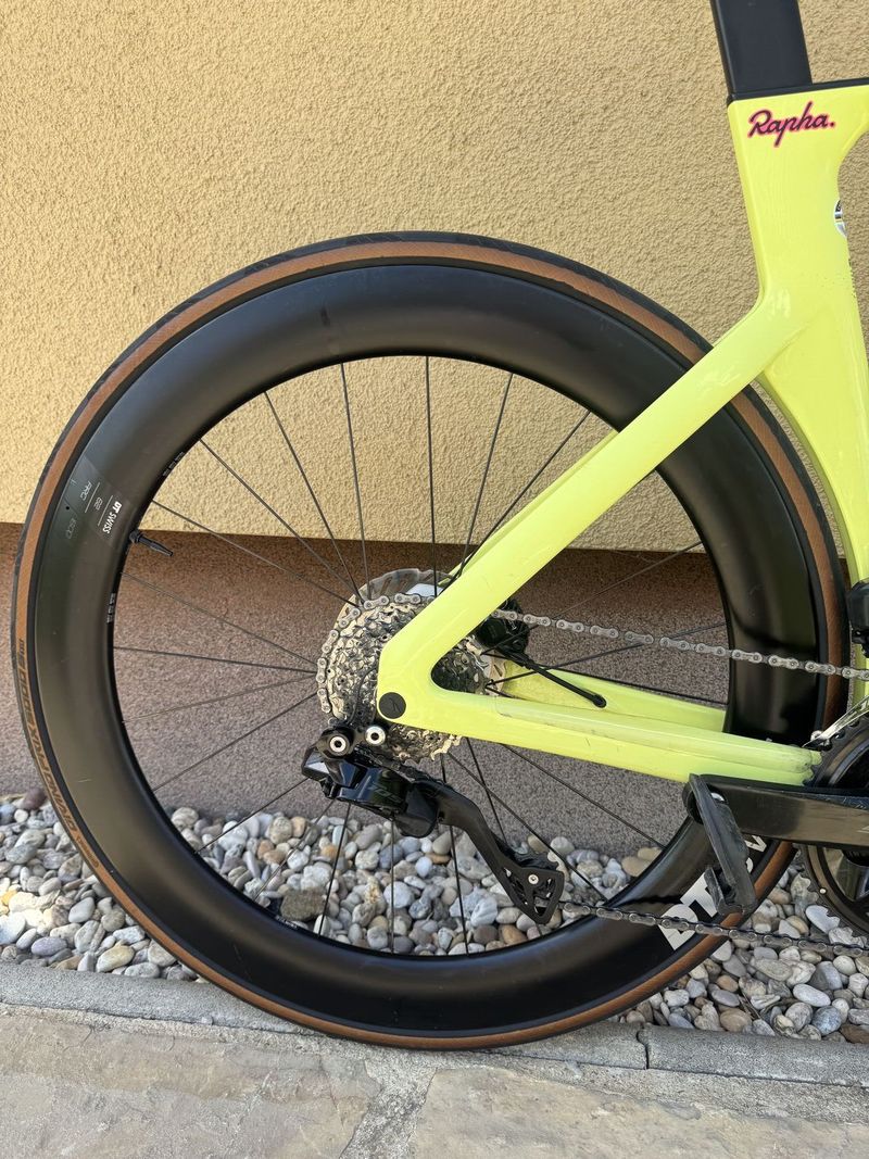Canyon Aeroad CF SLX 7 Di2 vel. M 