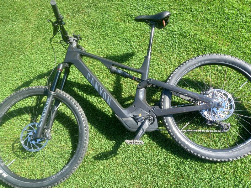 Canyon Spectral:ON CF 7 CARBON 900WH