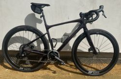 Giant Revolt Sram AXS