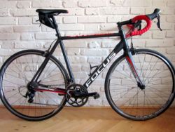 FOCUS CAYO NA Shimano 105, 57 cm. STAV NOVÉHO KOLA