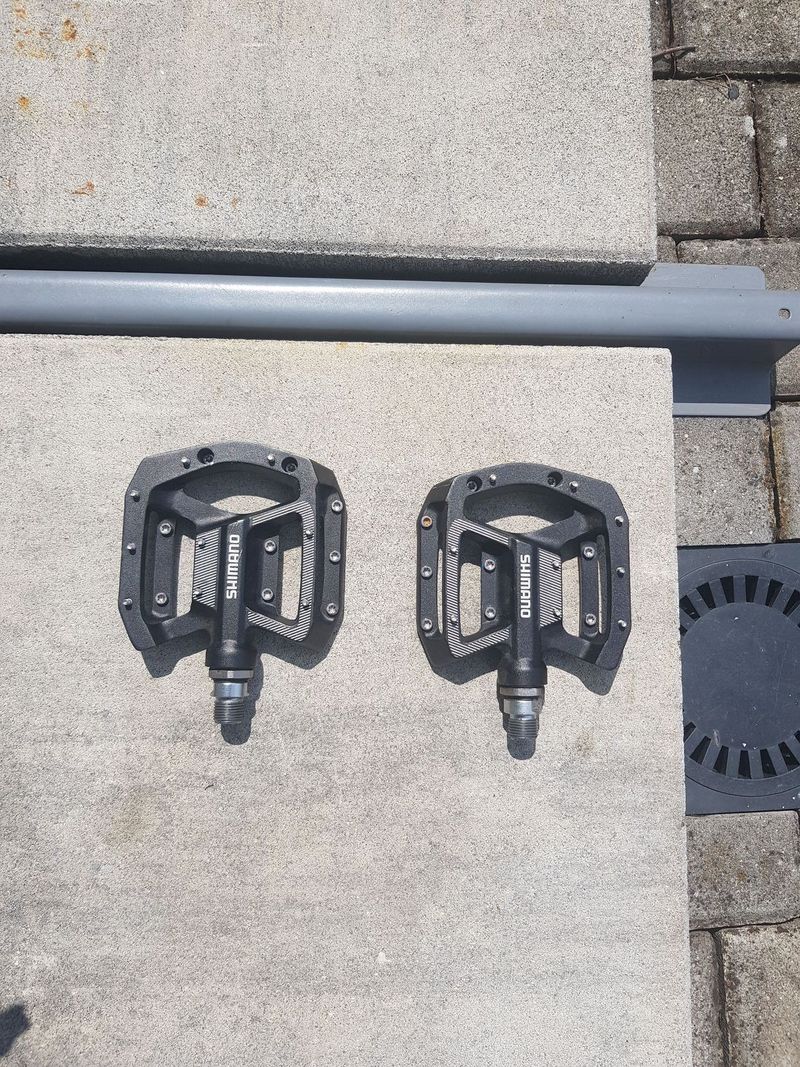 Pedály SHIMANO PD-GR500