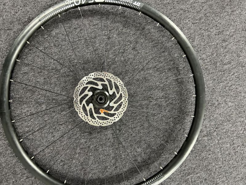 Gravel kola DT SWISS G540