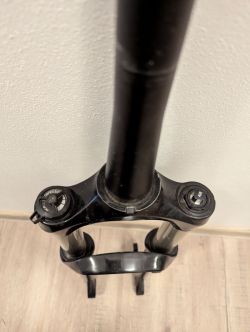 Vzduchová vidlice RST F1RST 27,5 120mm