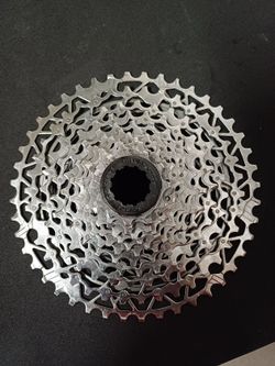 SRAM Kazeta PG-1231 XPLR 12s 11-44 (Nickel Chrome)