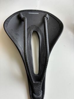 Sedlo Carbon 
