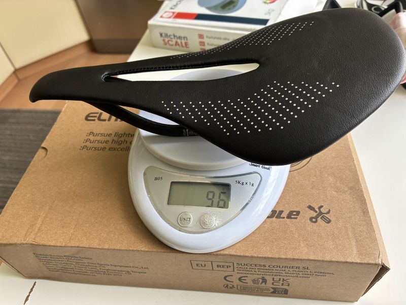 Sedlo Carbon 