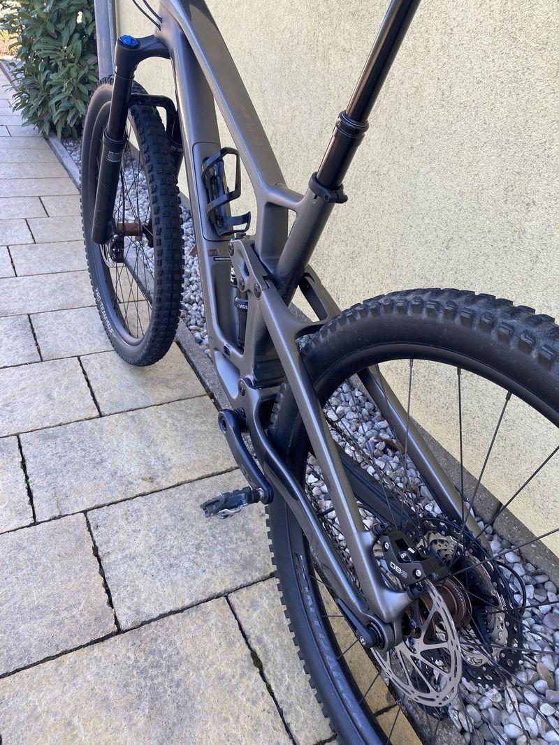 Trek Fuel EX 9.7 zánovní karbon v záruce! Vel L