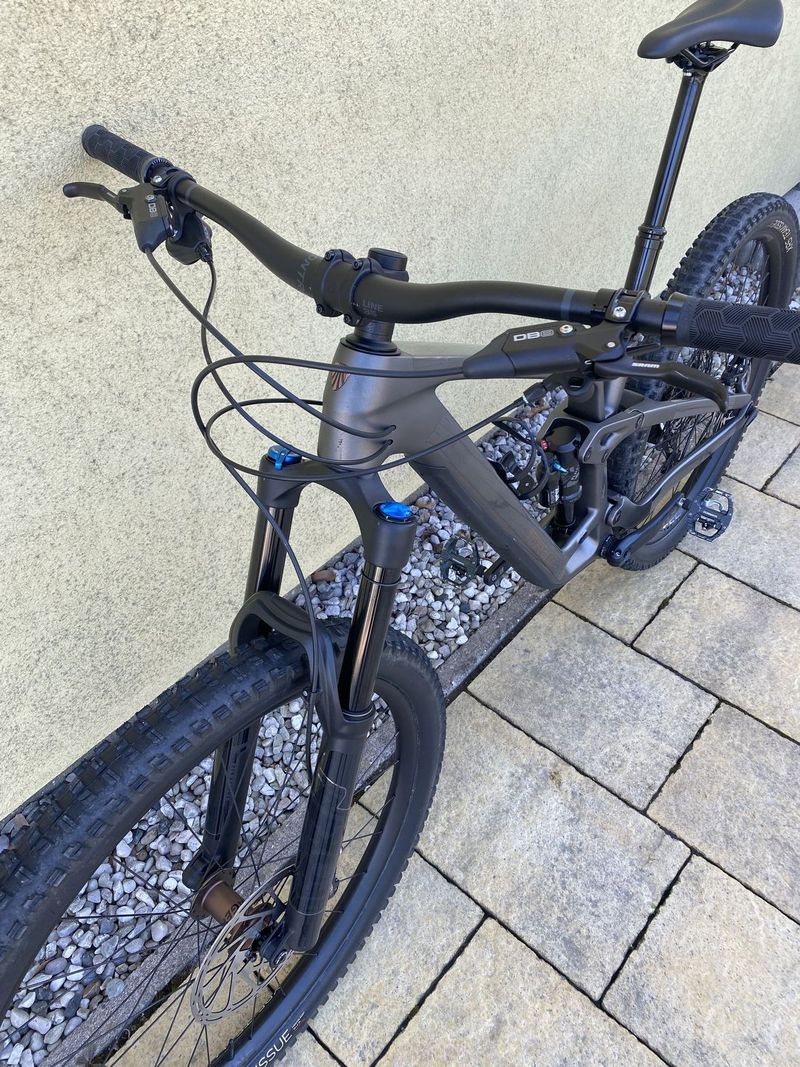 Trek Fuel EX 9.7 zánovní karbon v záruce! Vel L