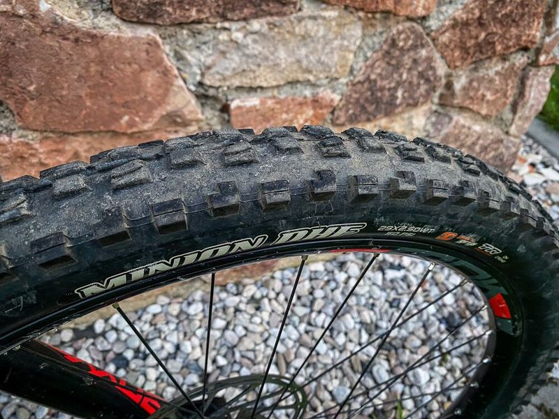 Mondraker Summum vel. L 29"