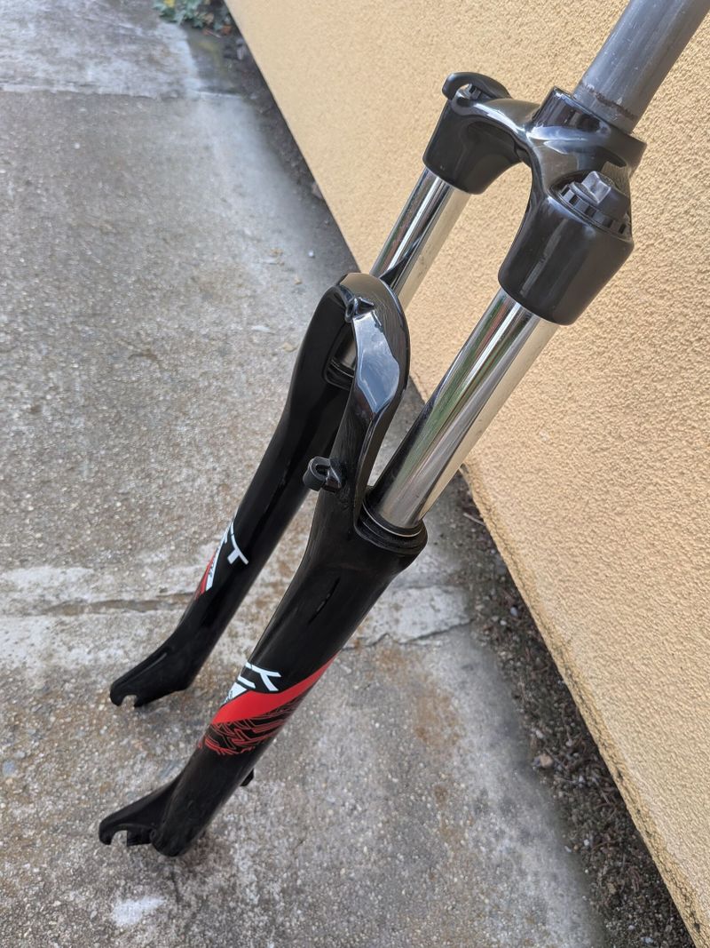 29" vidlice SR Suntour XCT