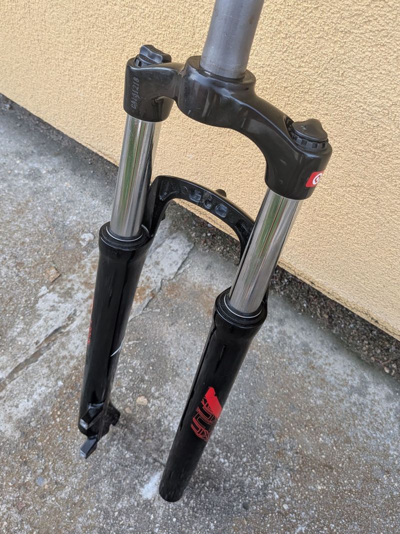 29" vidlice SR Suntour XCT