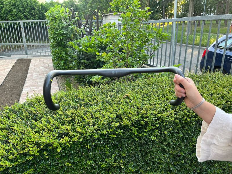 Giant Contact SLR D-fuse karbónové řidítka