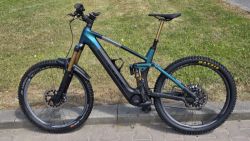 Cube Stereo Hybrid 160 HPC SLT 750 27,5 - Nebula´n´carbon
