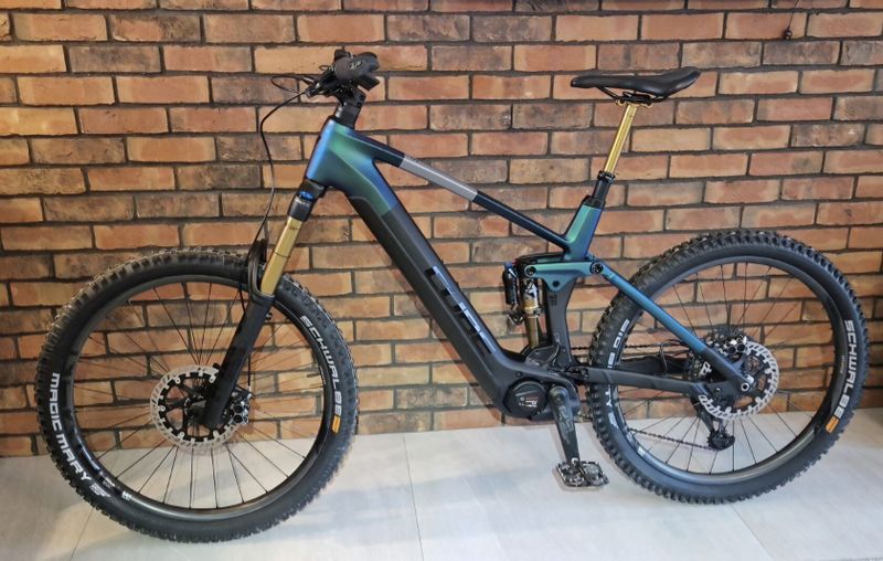 Cube Stereo Hybrid 160 HPC SLT 750 27,5 - Nebula´n´carbon