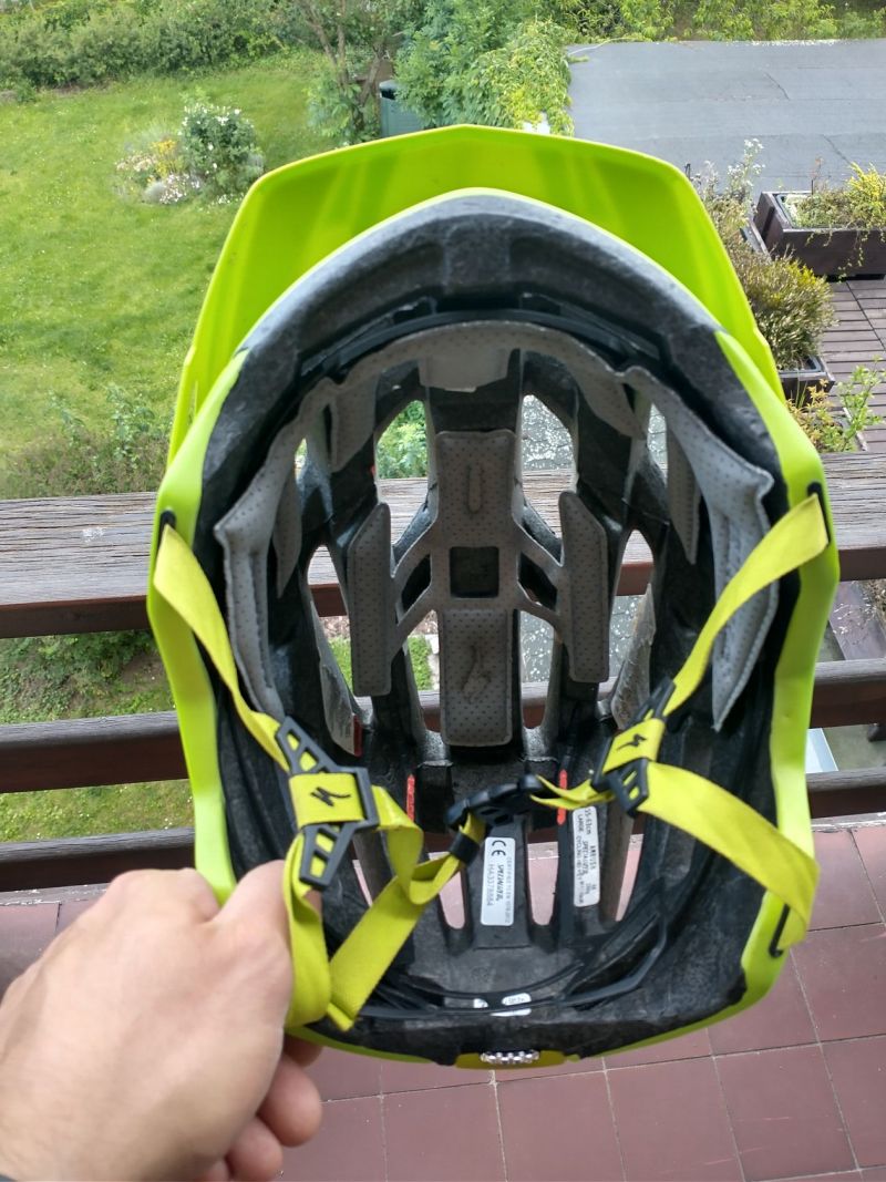 Specialized Ambush L - velká 