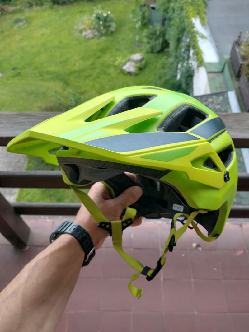 Specialized Ambush L - velká 