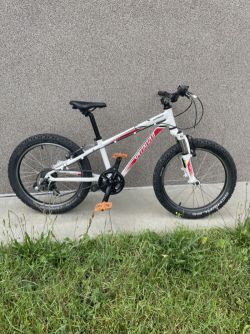 Prodám Specialized HotRock vel.20