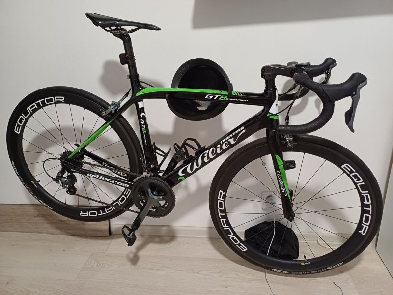 Wilier GTR - vše karbon, včetně kol