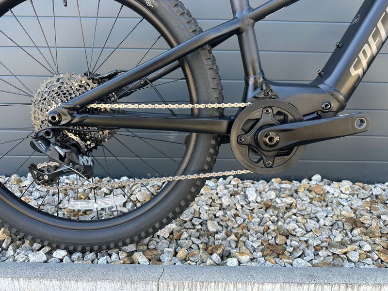 Dětské elektrokolo Specialized Levo SL HT 24"