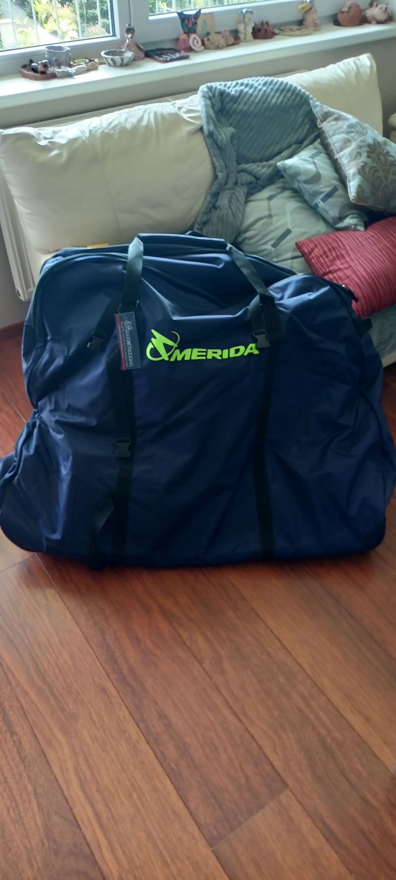!!NEPOUŽITÉ!! Přepravní box polstrovaný a vyztužený Na kolo zn. Merida