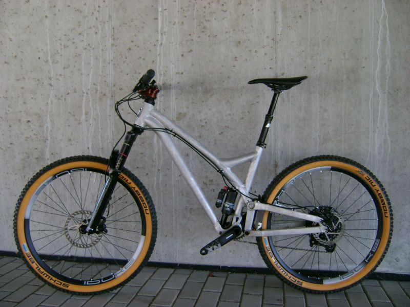 Corsair Bike Marque