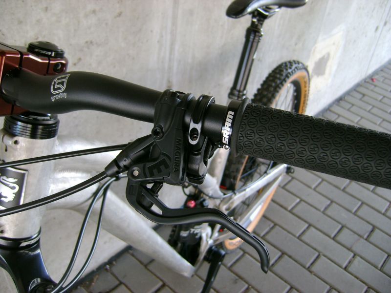 Corsair Bike Marque