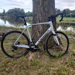 Silniční kolo značky Orbea Avant H30 60 105/disc