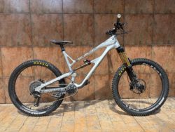 YT Jeffsy Pro Race 160/160mm